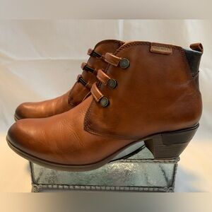 EUC WOMENS PIKOLINOS ROTTERDAM CARAMEL SIDE ZIP ANKLE BOOTIES SIZE 38/US 7.5-8M